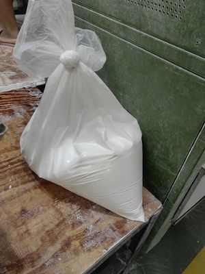 การบ่มอย่างรวดเร็วของผงเมลามีนผงวัตถุดิบเกลือสเปรย์ความต้านทานSGS