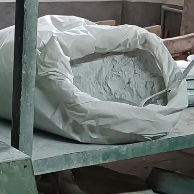 เมลามีนสีขาวยูเรียฟอร์มาลดีไฮด์เรซินผงวัตถุดิบเกรดเคมี