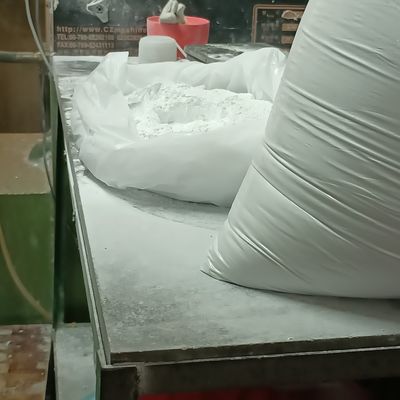 โรงงานผงขึ้นรูปเมลามีนวัตถุดิบ MF 98.6% ขั้นต่ำสำหรับอุตสาหกรรม