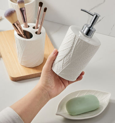 4 ชิ้น ขาว เซรามิค ถุงแปรงสีฟัน ไม่มีดิน