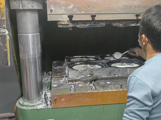 ความบริสุทธิ์สูง เมลาไมน์สีขาว ฟอร์มาลดีไฮด สับผง สวยเรียบ