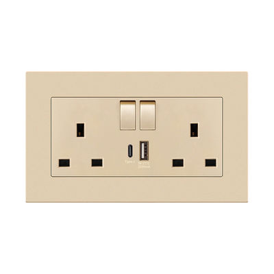 แผ่นเปลี่ยนไฟชาร์จเมลาไมน์ 13A 16A USB Type C Multi Hole Socket