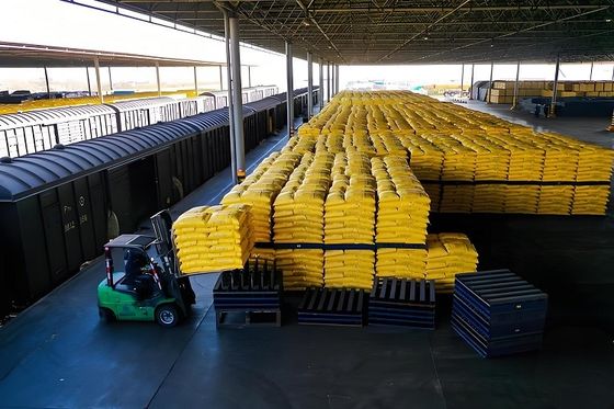 สีขาวบริสุทธิ์ Melamine Formaldehyde สะพายผง ผลิตแผ่น Melamine